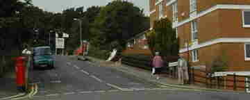 Holmesdale.jpg (4370 bytes)